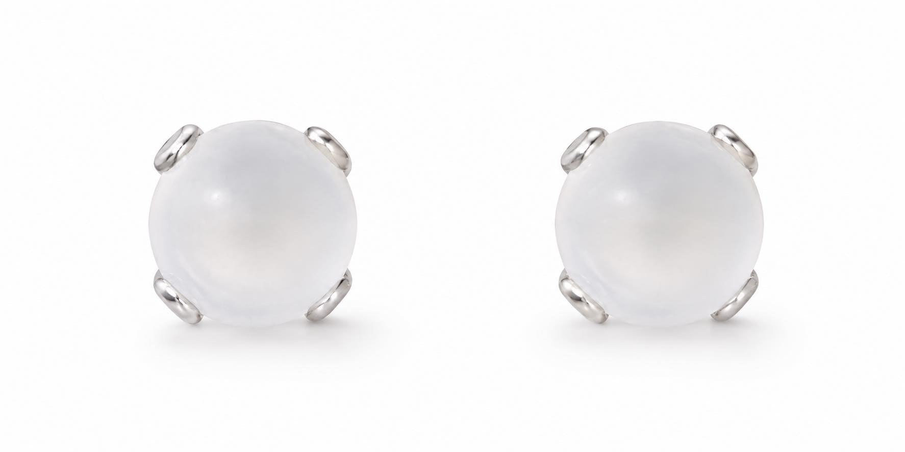 Pearl Stud 0.6 cm Earrings